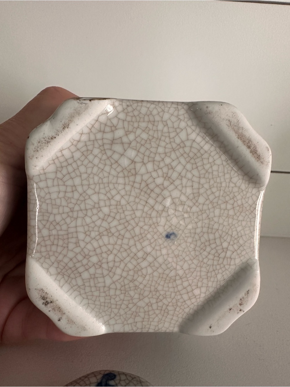 Vintage Japanese White Blue Floral Crackled Glaze Ginger Tea Jar &Lid/Asian Vase - Picture 6 of 12